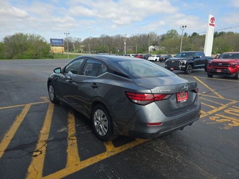 Certified 2025 Nissan Sentra S FWD image 6