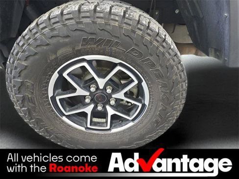 Used 2024 Jeep Gladiator Rubicon image 35