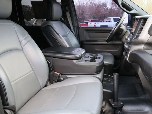 Used 2022 RAM 2500 Tradesman image 27