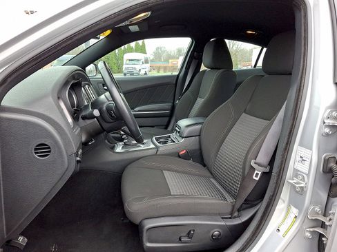 Used 2023 Dodge Charger SXT image 11