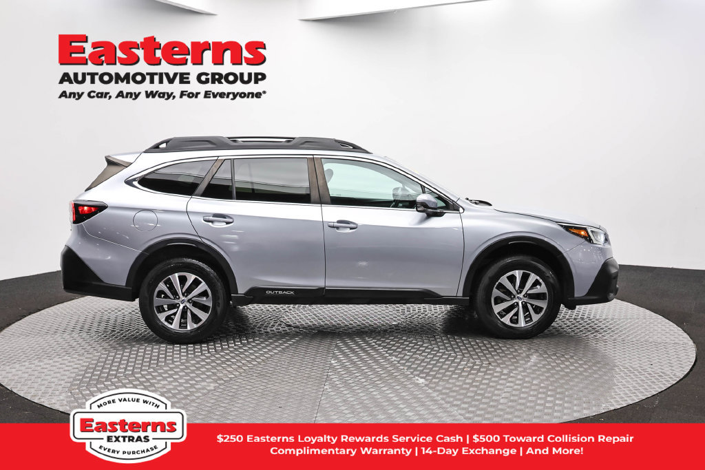 Used 2022 Subaru Outback Premium AWD/4WD image 5