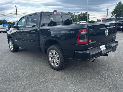 Used 2020 RAM 1500 Big Horn AWD/4WD image 5