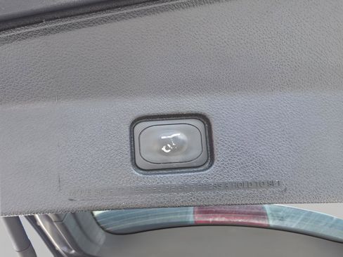 Used 2016 Ford Explorer XLT w/ Equipment Group 202A image 15