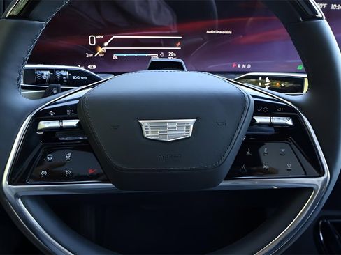 New 2025 Cadillac Escalade IQ Luxury 2 image 24