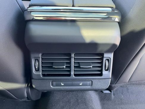 Used 2026 Land Rover Range Rover Evoque Dynamic SE image 14