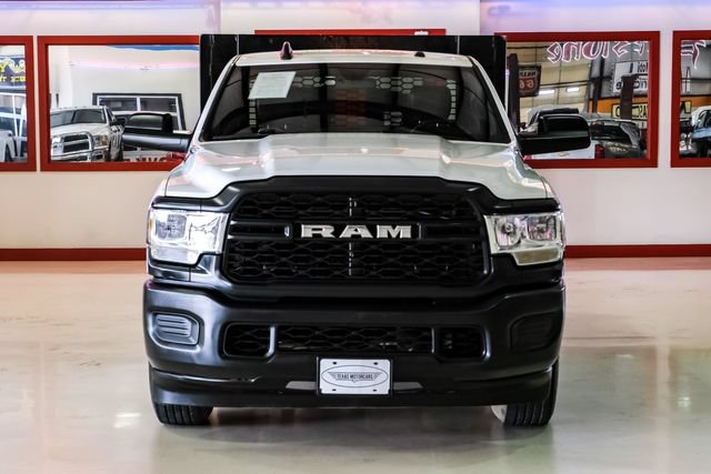 Used 2022 RAM 3500 Tradesman RWD image 9