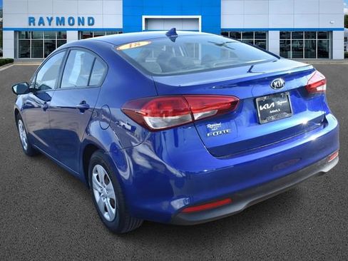Used 2018 Kia Forte LX w/ LX Rear Camera Package image 5