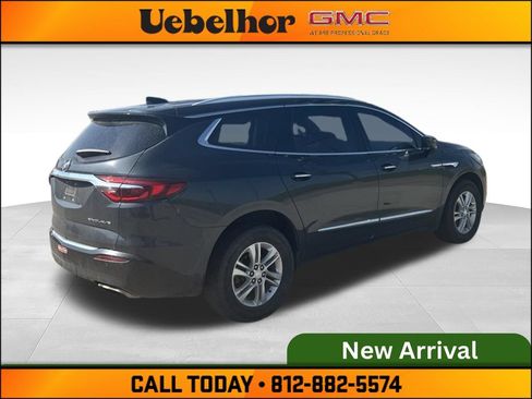 Used 2018 Buick Enclave Essence FWD image 6