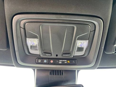 Used 2023 GMC Sierra 1500 AT4 AWD/4WD image 18