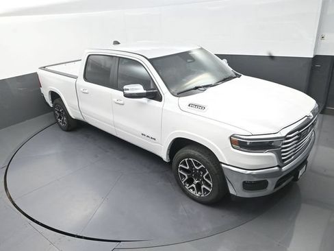 New 2026 RAM 1500 Laramie AWD/4WD image 11
