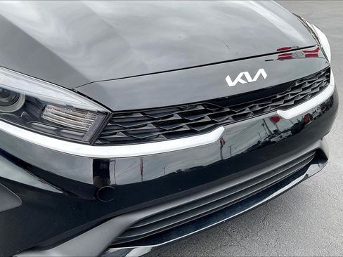 Used 2023 Kia Forte LXS image 27