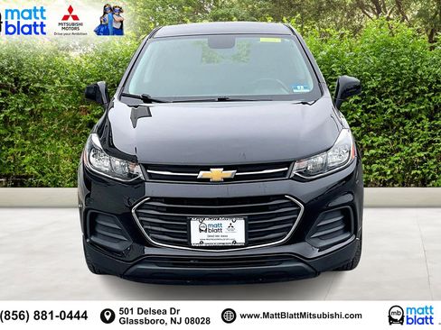 Used 2020 Chevrolet Trax LS w/ Tint and Cruise Package image 3