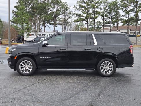 Used 2021 Chevrolet Suburban Premier w/ Premium Package image 15