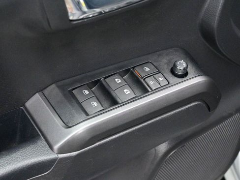Used 2023 Toyota Tacoma TRD Sport AWD/4WD image 10