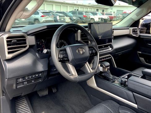 Used 2023 Toyota Tundra Limited w/ Power Package RWD image 18