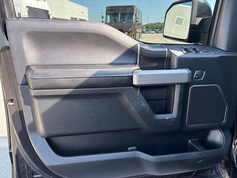 Used 2019 Ford F150 Raptor w/ Equipment Group 802A Luxury AWD/4WD image 9