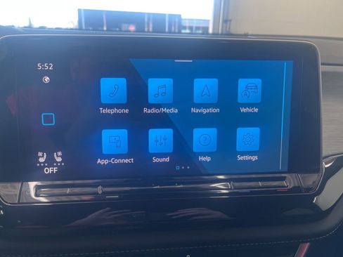 New 2026 Volkswagen Atlas Cross Sport SE AWD/4WD image 27