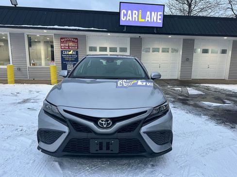 Used 2021 Toyota Camry SE w/ Cold Weather Package image 1