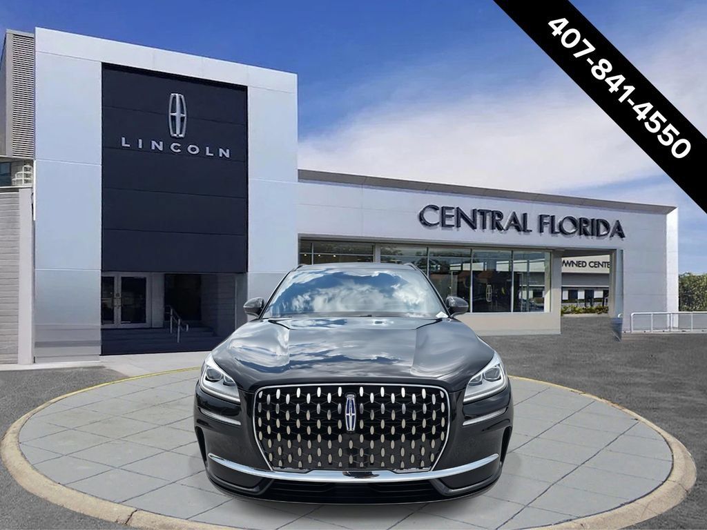 New 2025 Lincoln Corsair Grand Touring w/ Equipment Group 302A AWD/4WD image 2