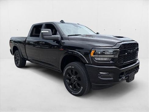 Used 2024 RAM 2500 Limited image 3