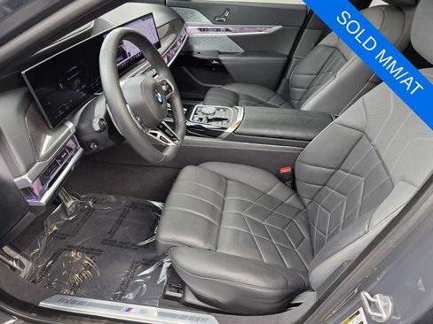 Certified 2023 BMW 760i xDrive AWD/4WD image 9