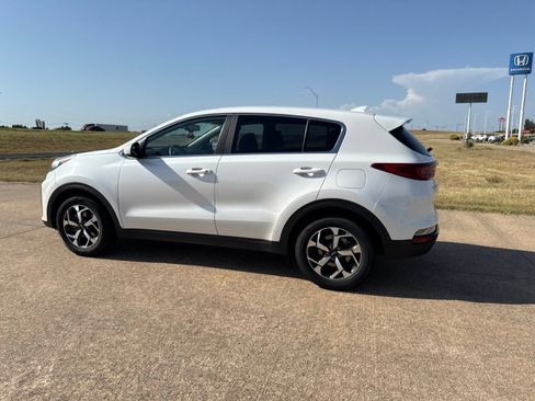 Used 2022 Kia Sportage LX FWD image 6