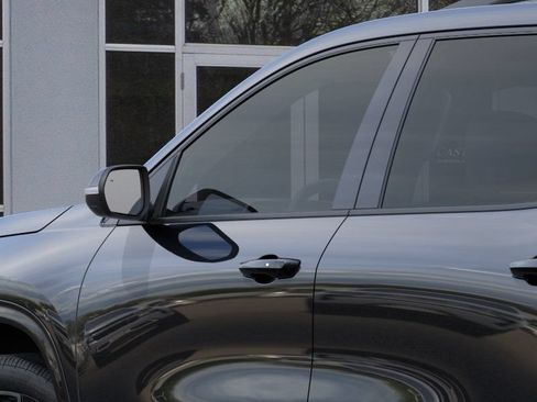 New 2026 Chevrolet Traverse RS w/ LPO, Floor Liner Package AWD/4WD image 19