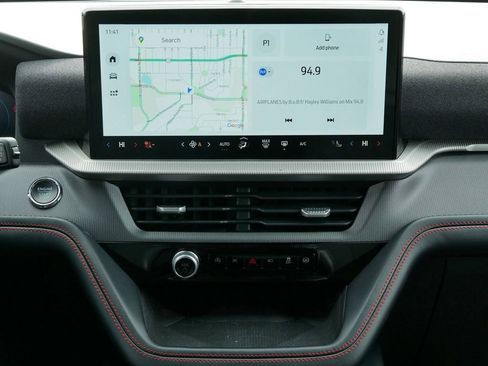 Certified 2025 Ford Explorer ST-Line w/ ST-Line Street Pack image 16