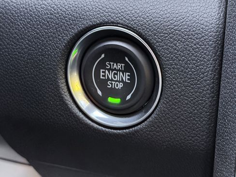 New 2026 GMC Acadia Denali w/ Super Cruise Package image 33