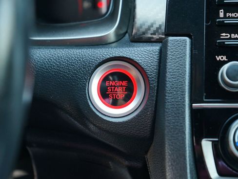 Used 2019 Honda Civic Type R image 18