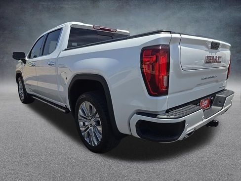 Used 2022 GMC Sierra 1500 Denali w/ Denali Premium Package AWD/4WD image 6
