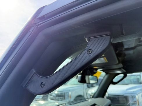 New 2026 Ford Bronco Outer Banks AWD/4WD image 13