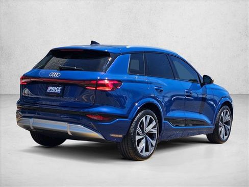 Used 2025 Audi SQ6 e-tron Premium Plus w/ Premium Plus AWD/4WD image 5
