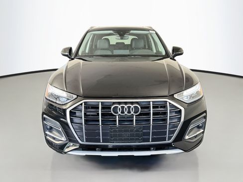 Used 2021 Audi Q5 2.0T Premium Plus w/ Premium Plus Package AWD/4WD image 2