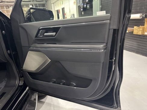 Certified 2025 GMC Sierra EV Denali image 36