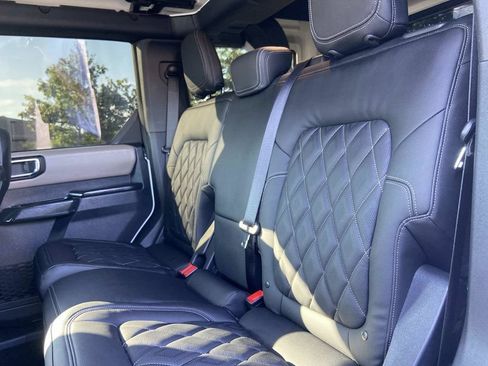 Used 2024 Ford Bronco Wildtrak AWD/4WD image 13