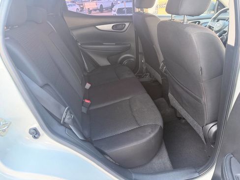 Used 2020 Nissan Rogue Sport S w/ Appearance Package FWD image 29