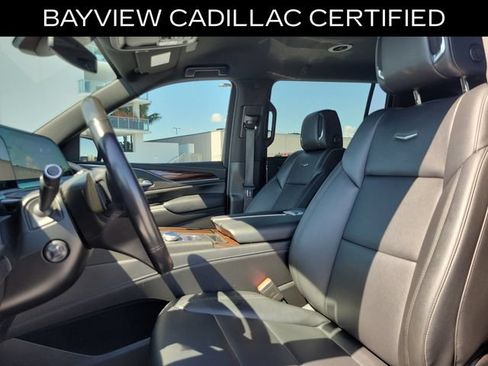 Certified 2023 Cadillac Escalade ESV Luxury AWD/4WD image 23