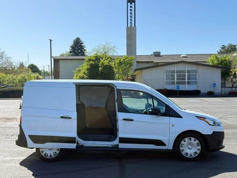 Used 2020 Ford Transit Connect XL FWD image 26