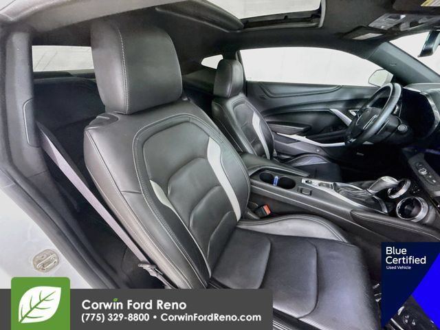 Used 2017 Chevrolet Camaro LT RWD image 32