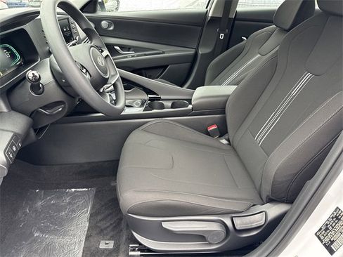 New 2026 Hyundai Elantra Blue image 9