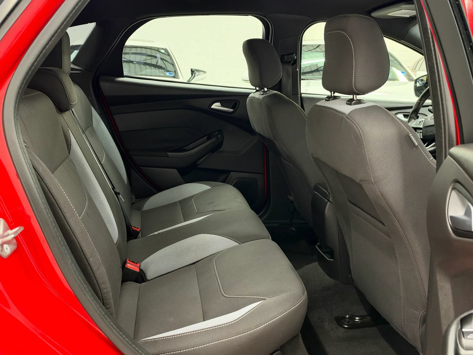 Used 2017 Ford Focus ST FWD image 20
