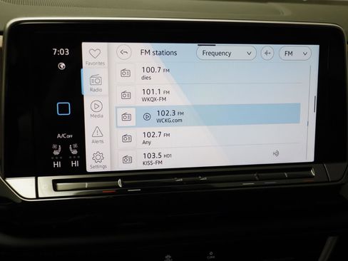 New 2026 Volkswagen Atlas SE image 8