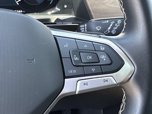 Certified 2024 Volkswagen Atlas SE w/ Panoramic Sunroof Package FWD image 9