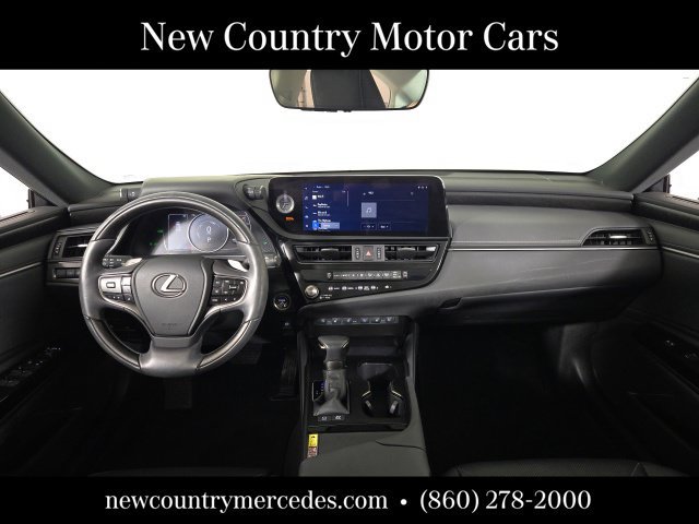 Used 2023 Lexus ES 300h Ultra Luxury w/ Accessory Package (Z2) FWD image 18