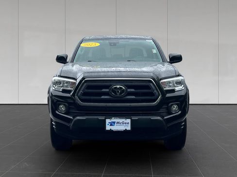 Used 2023 Toyota Tacoma SR5 AWD/4WD image 8