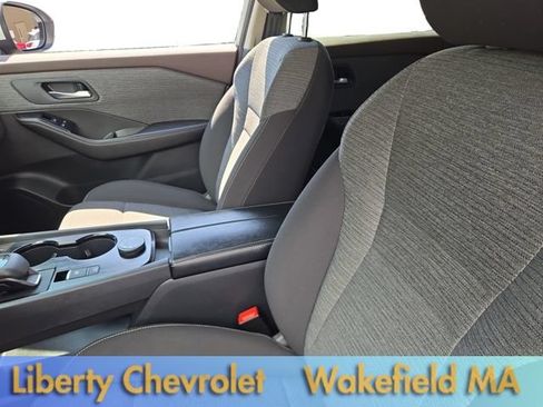 Used 2023 Nissan Rogue SV AWD/4WD image 18