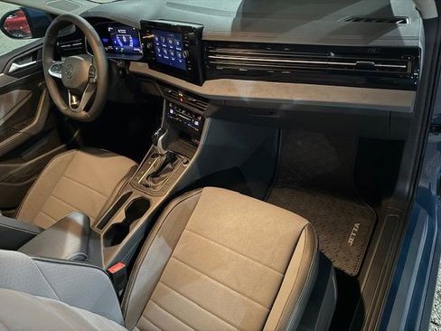 New 2026 Volkswagen Jetta SE image 17