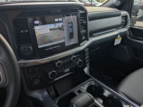 New 2025 Ford F150 Lariat w/ Equipment Group 502A High image 32