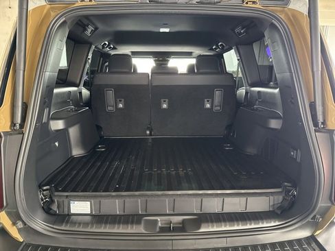 Used 2025 Toyota Land Cruiser image 20